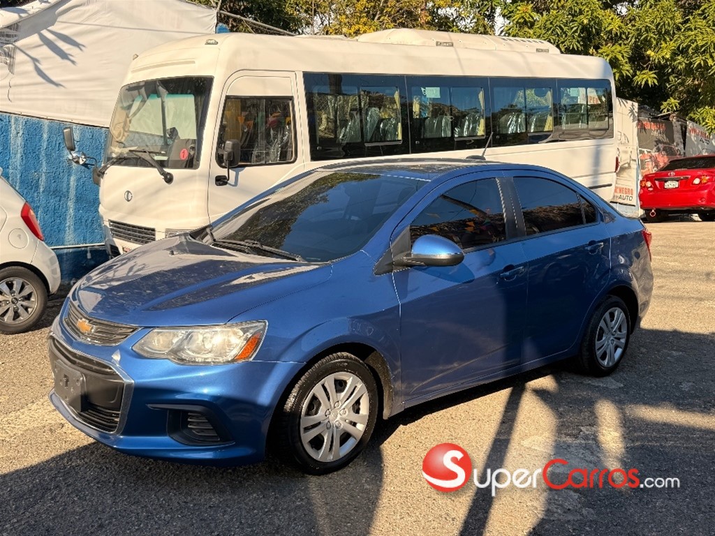 2017 Chevrolet Sonic — foto 12 / 12