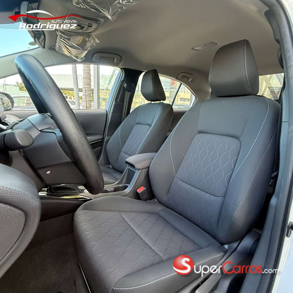 2025 Toyota Corolla LE — foto 3 / 6
