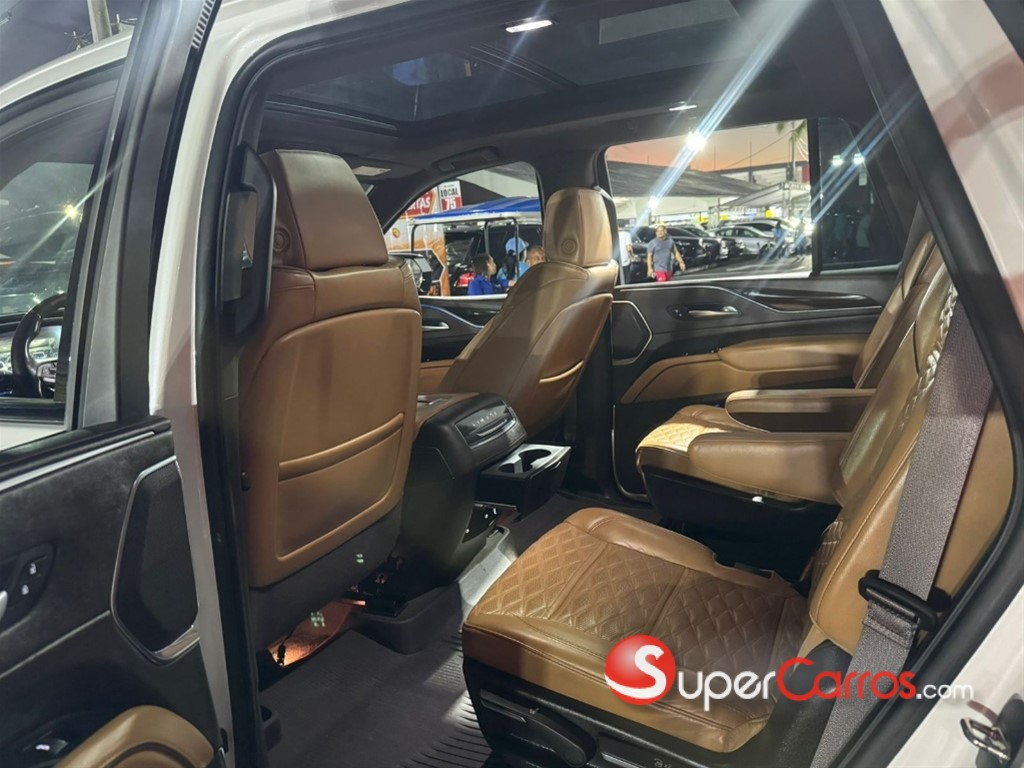 2022 Cadillac Escalade — foto 3 / 11