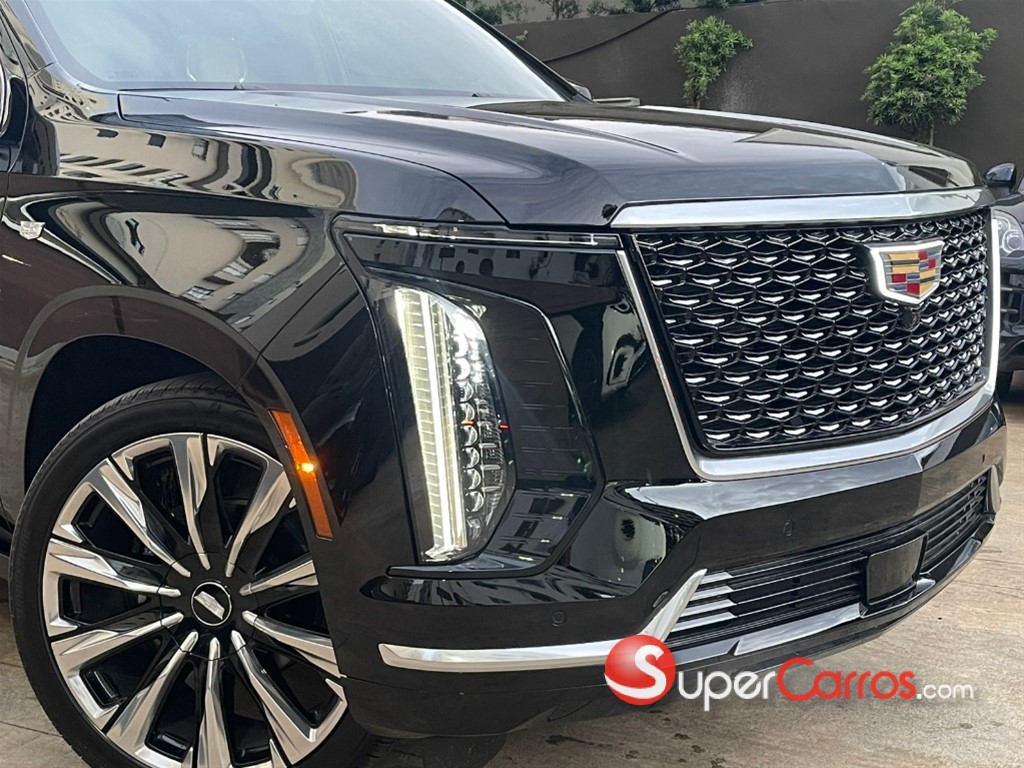 2026 Cadillac Escalade Premium Luxury — foto 3 / 12
