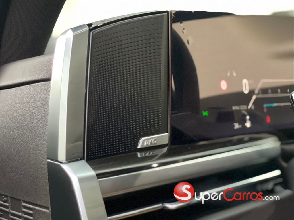 2026 Cadillac Escalade Premium Luxury — foto 7 / 12