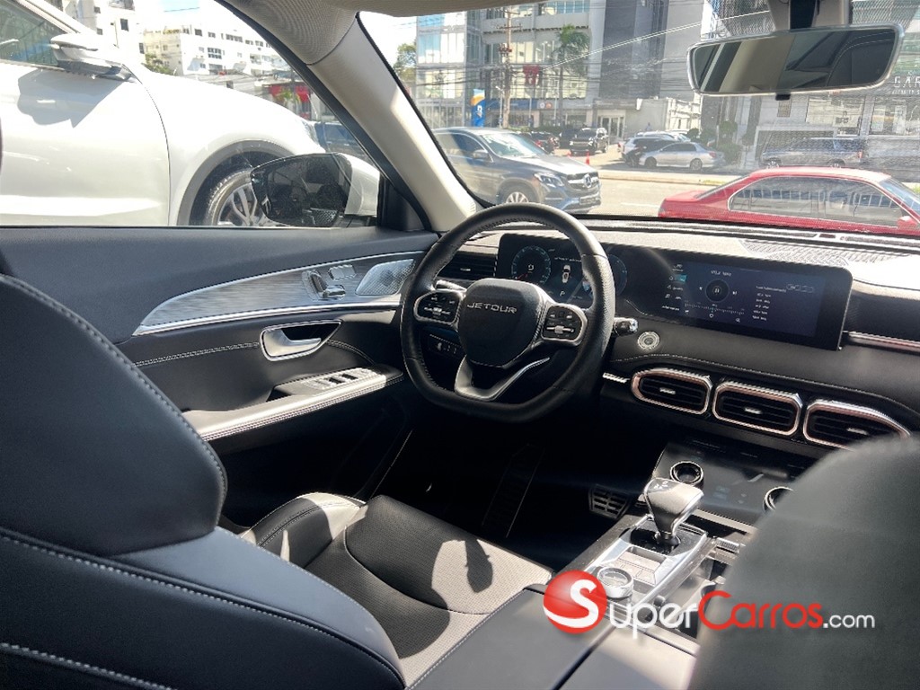 2025 Jetour X70 PLUS — foto 10 / 12
