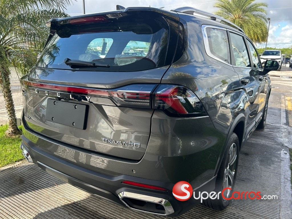 2027 Geely Okavango — foto 6 / 6