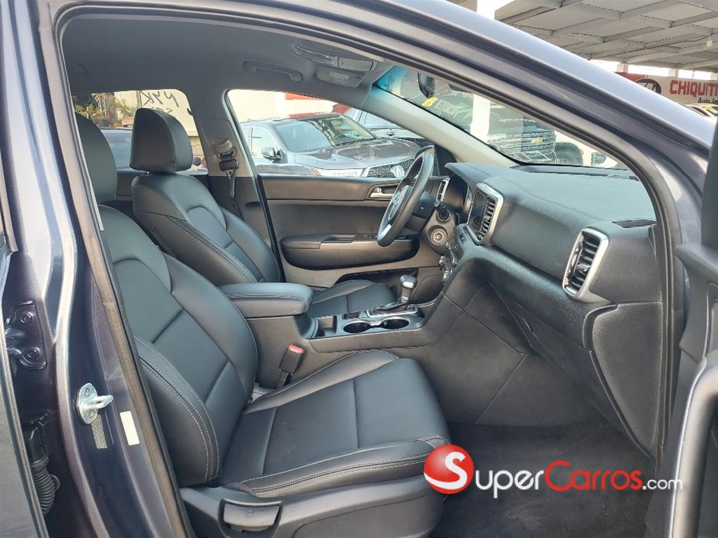 2020 Kia Sportage — foto 9 / 12