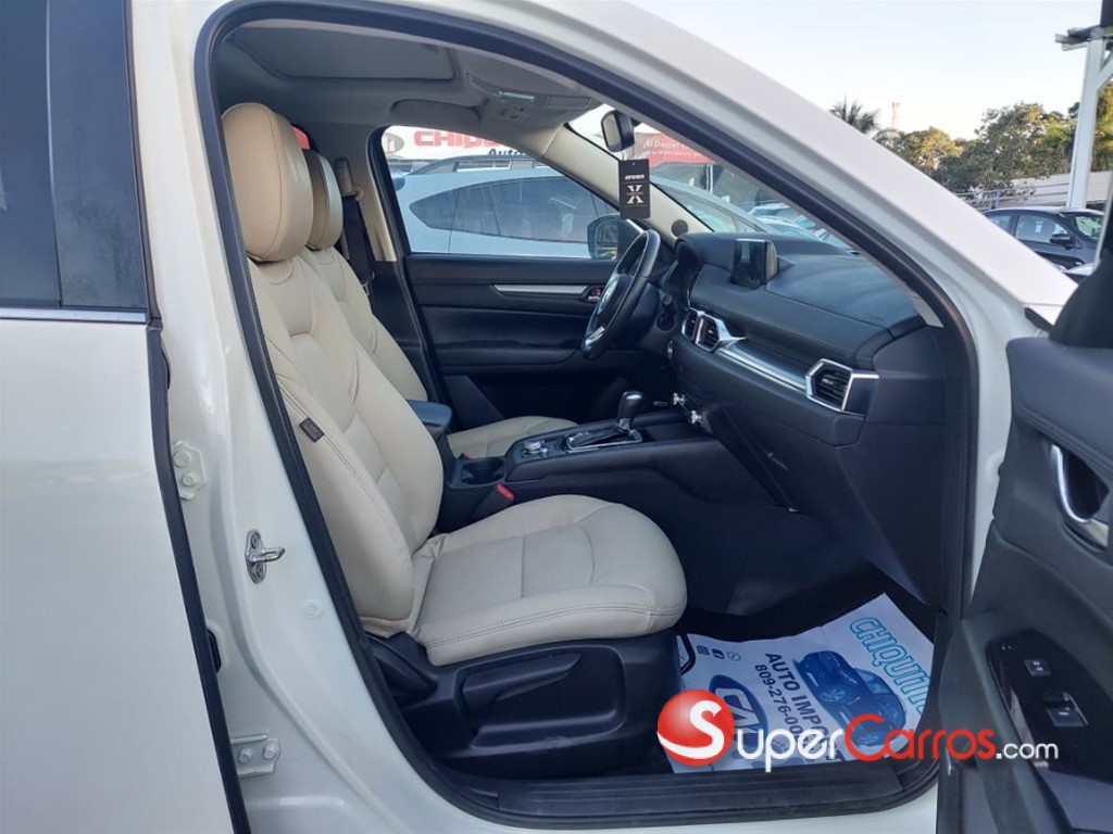 2020 Mazda CX-5 Touring — foto 6 / 12