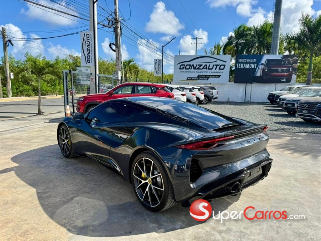 2025 Lotus Emira — foto 5 / 9