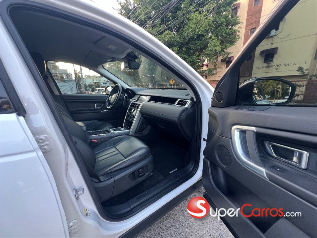 2016 Land Rover Discovery Sport SE — foto 11 / 12