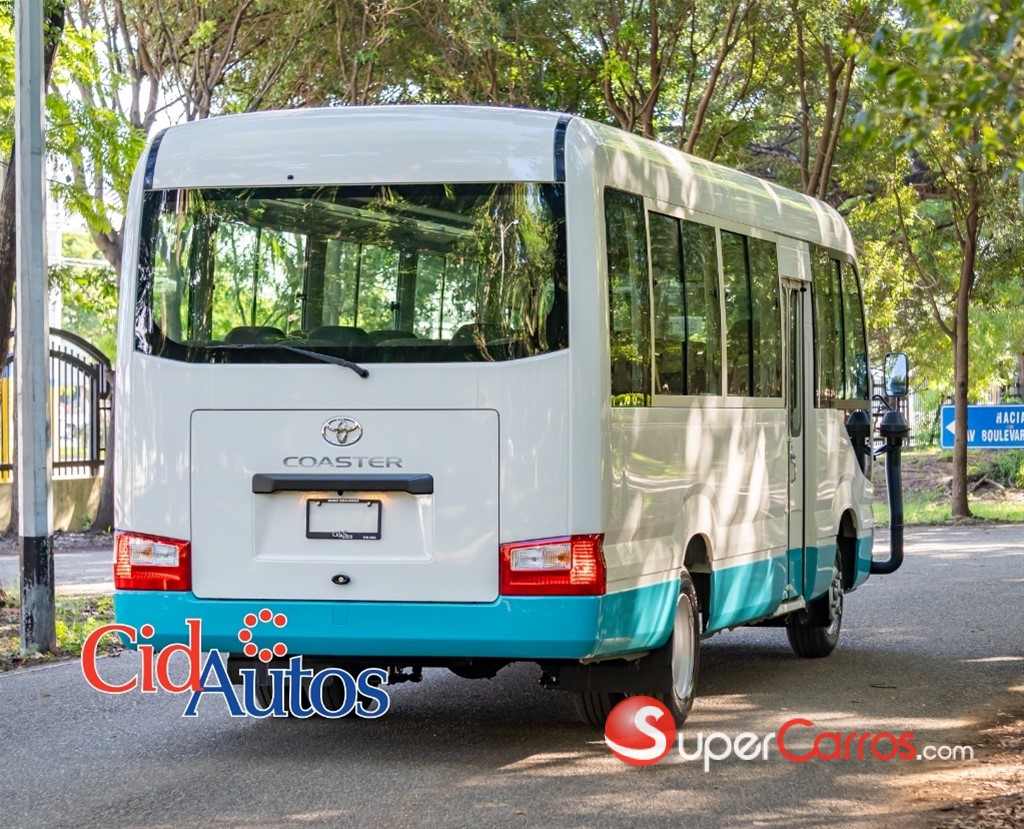 2026 Toyota Coaster — foto 4 / 12