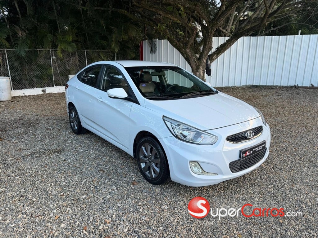 2019 Hyundai Accent Limited — foto 9 / 10