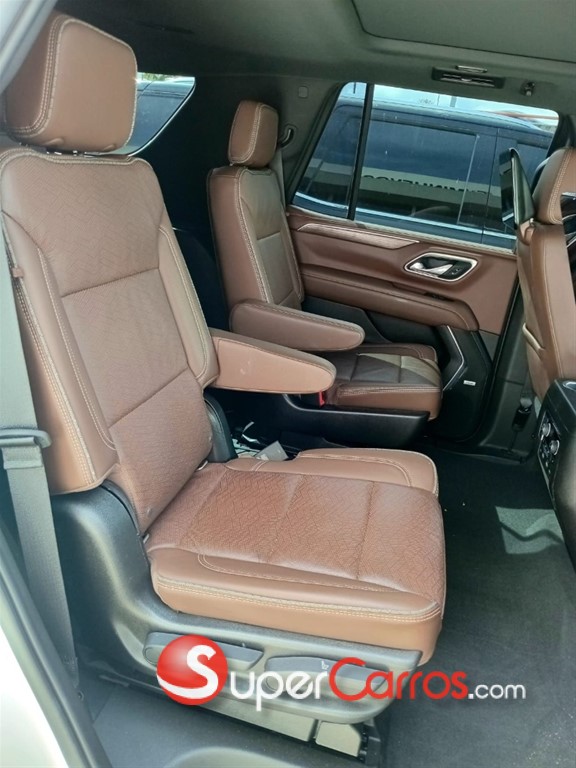 2021 Chevrolet Tahoe Highcountry — foto 9 / 12