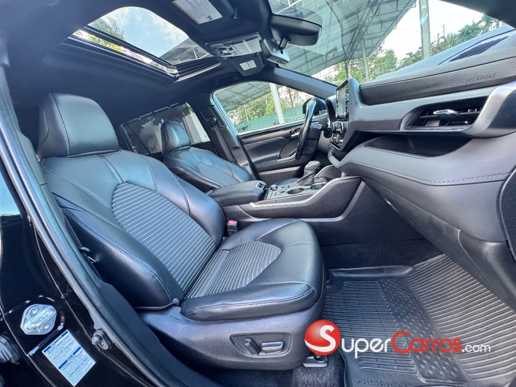 2021 Toyota Highlander XSE — foto 5 / 8