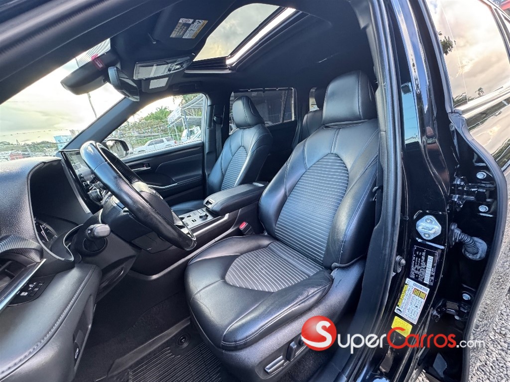 2021 Toyota Highlander XSE — foto 6 / 8