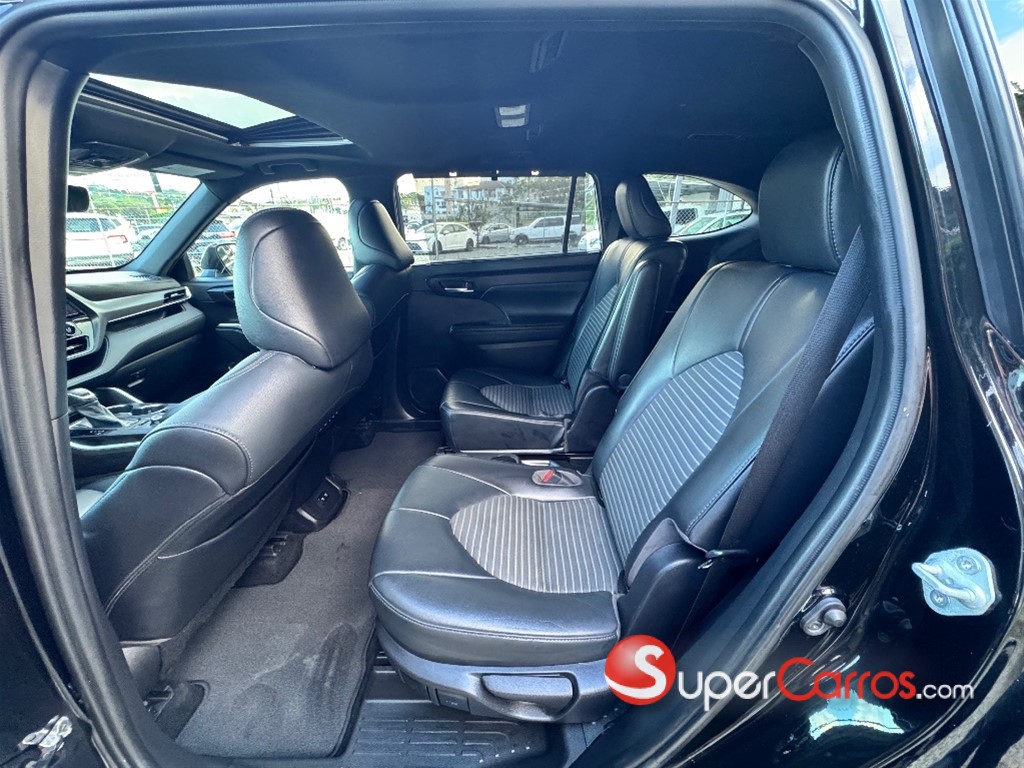 2021 Toyota Highlander XSE — foto 8 / 8