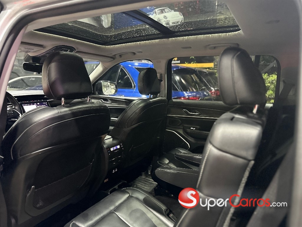 2021 Jeep Grand Cherokee L Limited — foto 8 / 10