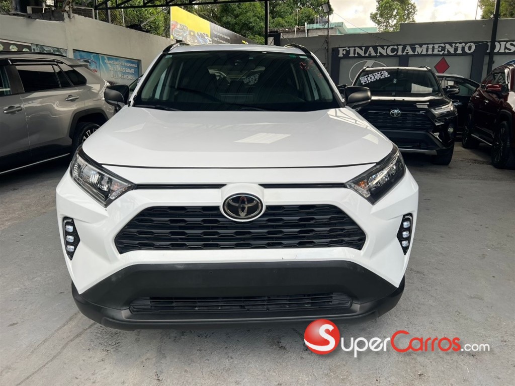 2021 Toyota RAV4 LE PLUS — foto 2 / 10