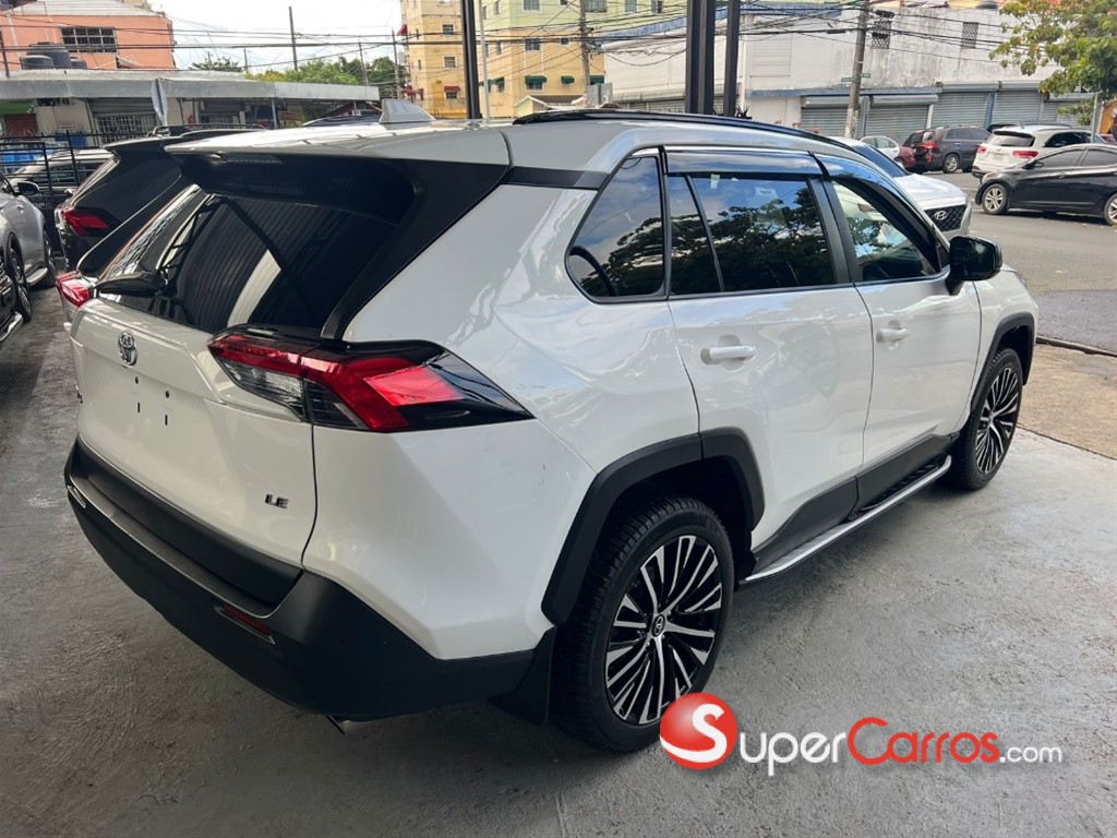 2021 Toyota RAV4 LE PLUS — foto 6 / 10
