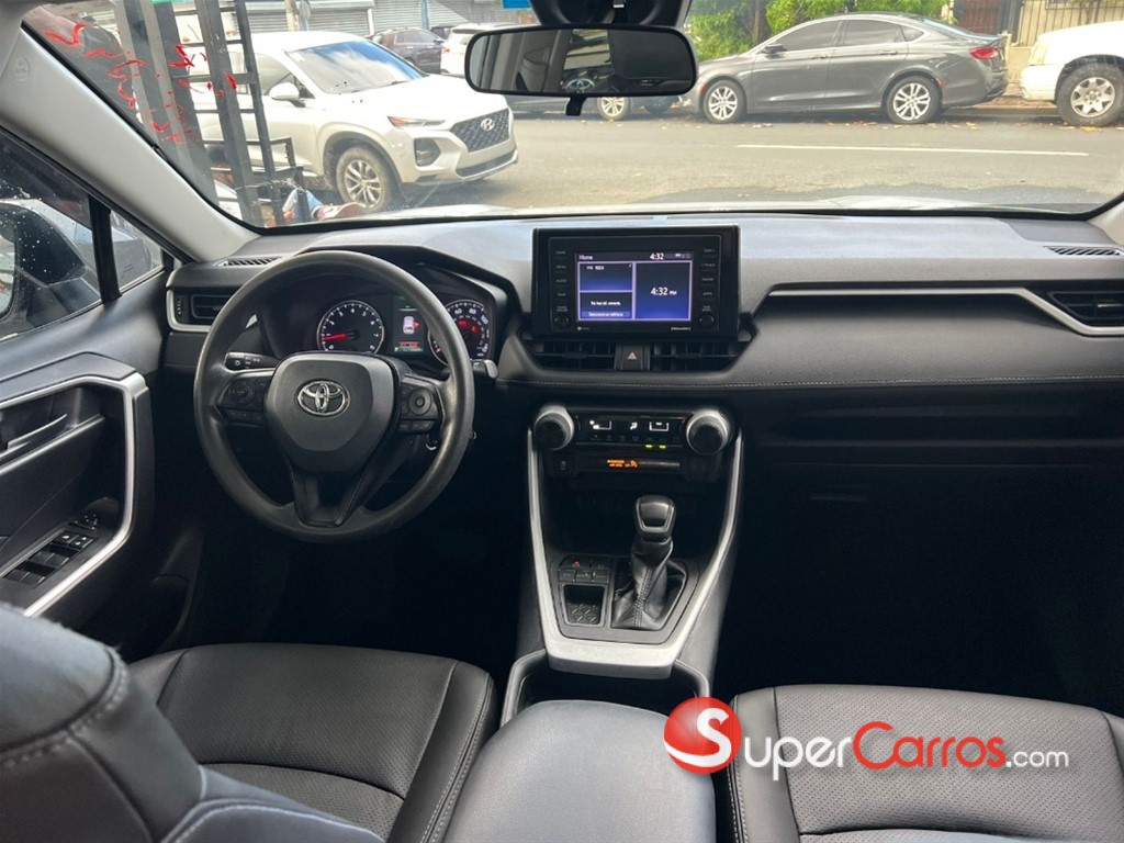 2021 Toyota RAV4 LE PLUS — foto 7 / 10