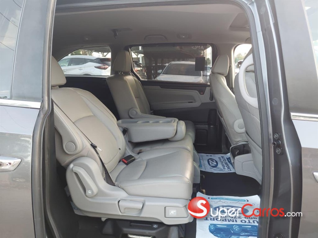 2020 Honda Odyssey EXL — foto 8 / 12
