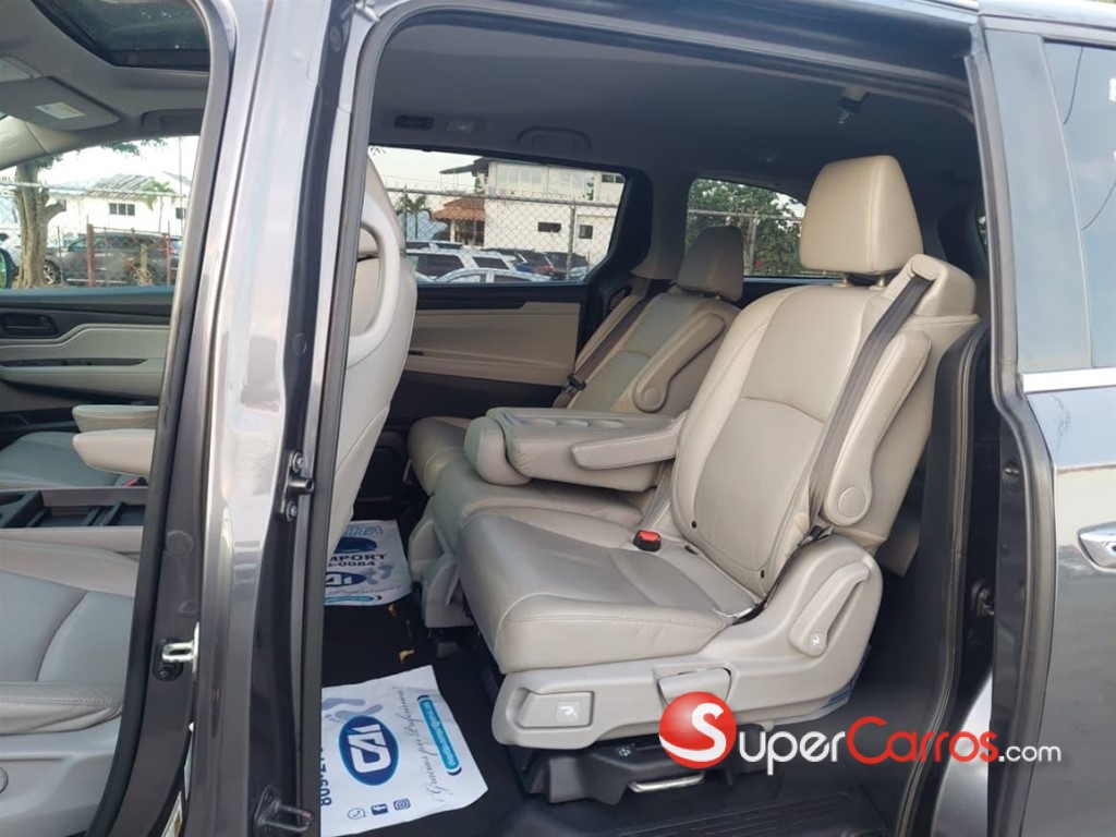 2020 Honda Odyssey EXL — foto 9 / 12