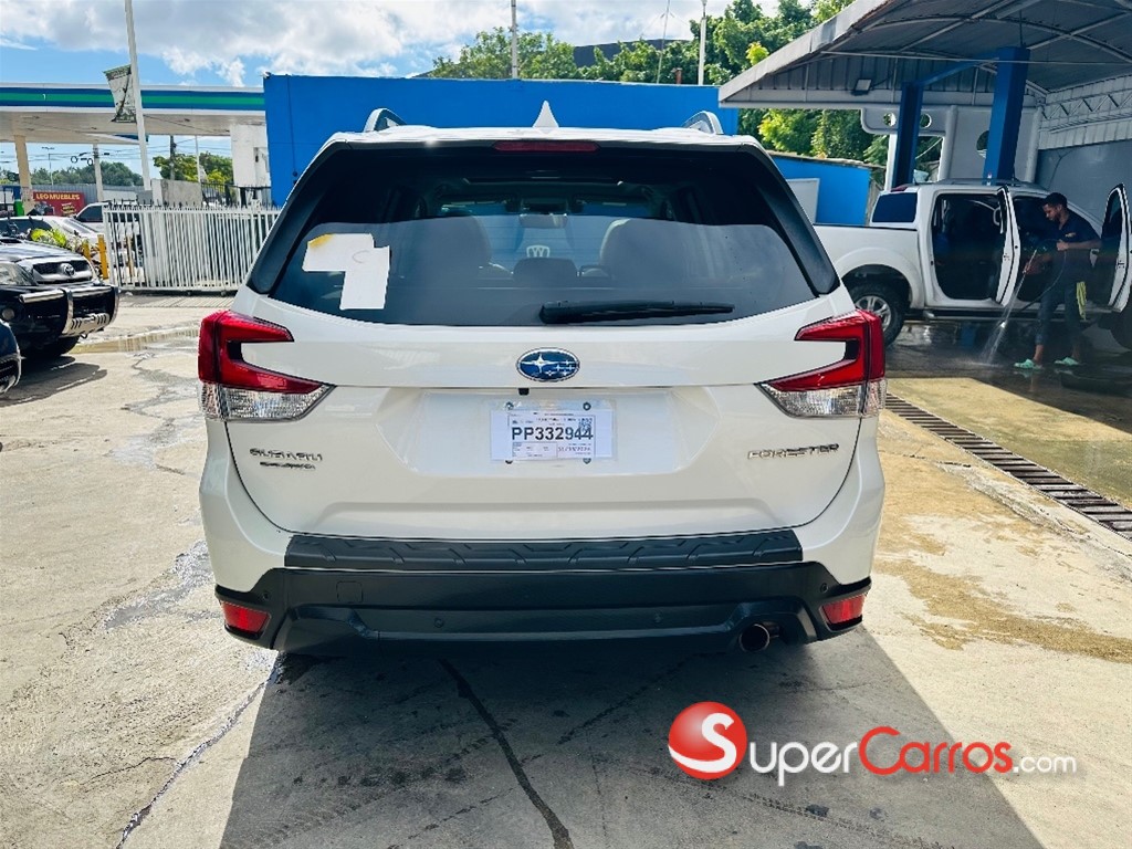 2021 Subaru Forester Premium — foto 5 / 12