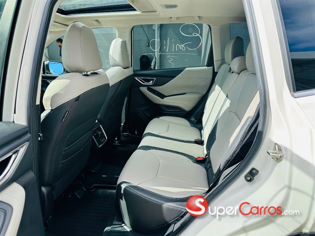 2021 Subaru Forester Premium — foto 7 / 12