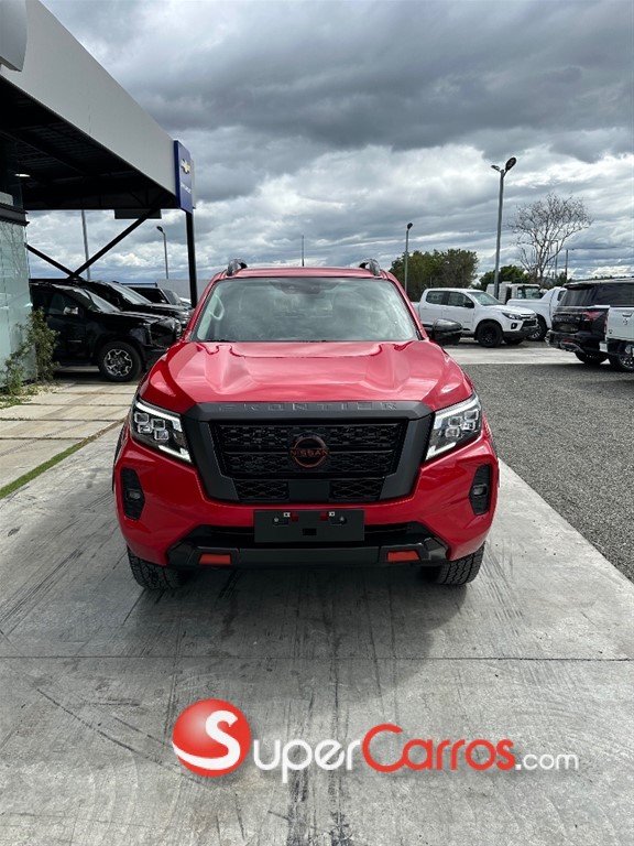 2026 Nissan Frontier Pro-4X — foto 3 / 11