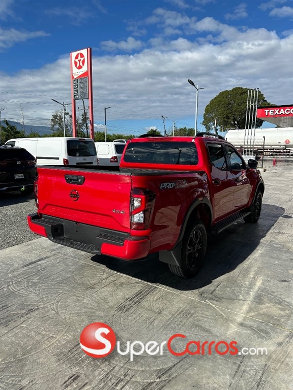 2026 Nissan Frontier Pro-4X — foto 5 / 11
