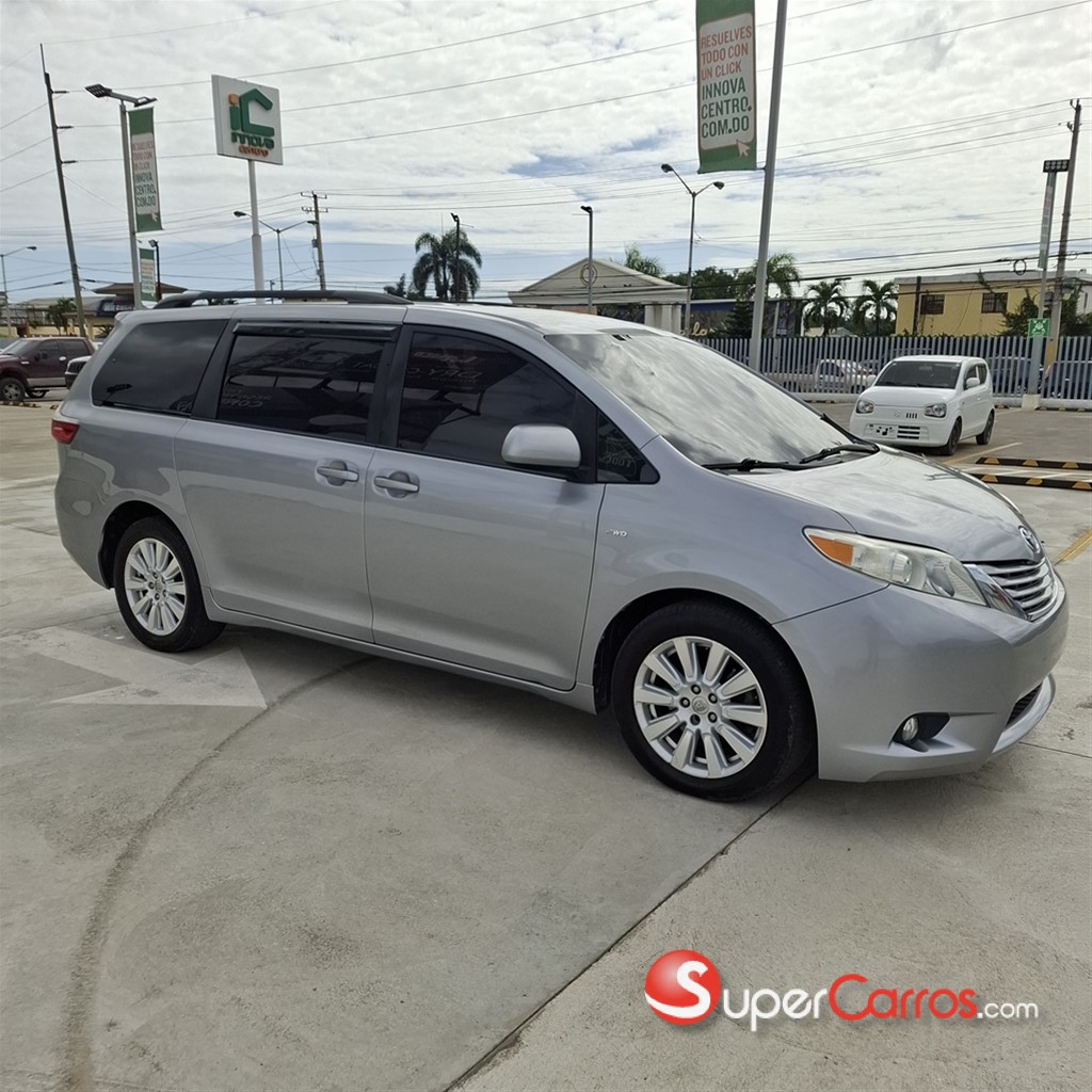 2017 Toyota Sienna LE