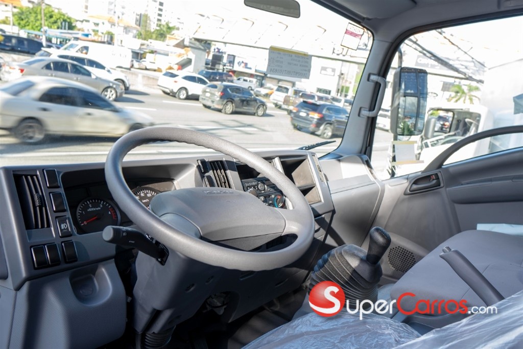2026 Isuzu Camion Furgon — foto 3 / 11