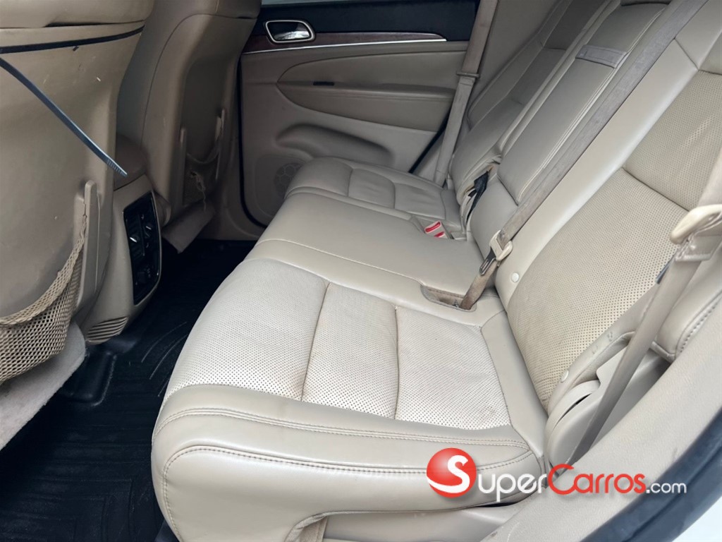 2011 Jeep Cherokee Limited — foto 9 / 12