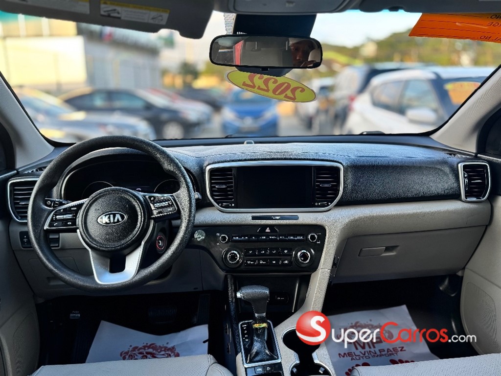 2022 Kia Sportage LX — foto 7 / 12
