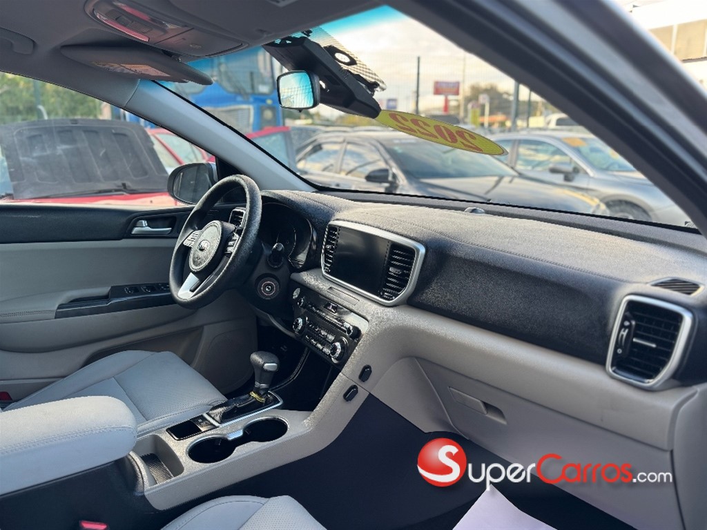 2022 Kia Sportage LX — foto 9 / 12