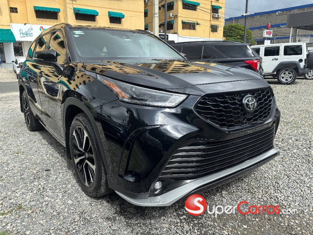 2021 Toyota Highlander XSE — foto 2 / 9