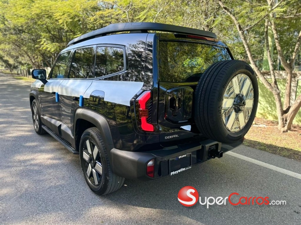 2026 Deepal G318 — foto 9 / 12