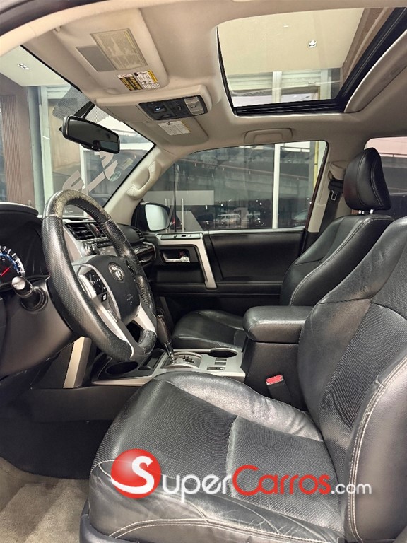 2016 Toyota 4 Runner Limited — foto 10 / 12