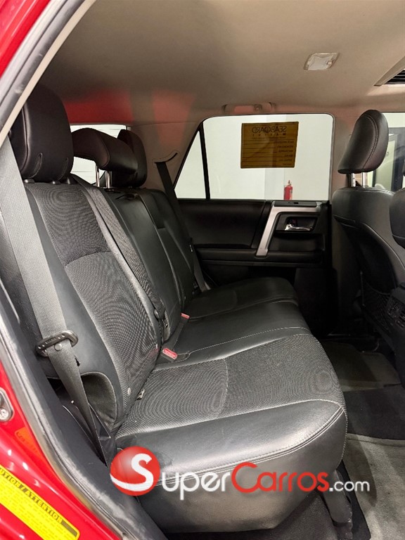 2016 Toyota 4 Runner Limited — foto 12 / 12