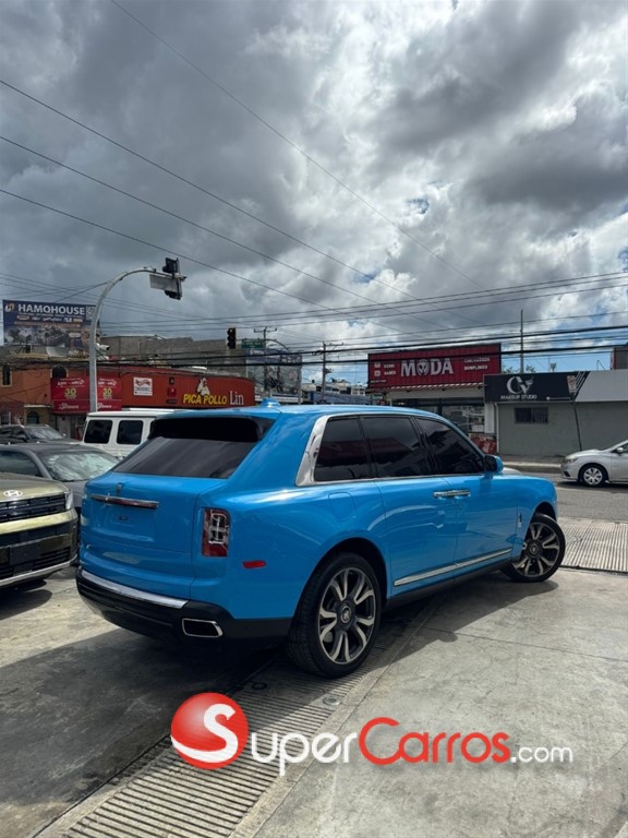 2020 Rolls Royce Cullinan — foto 4 / 8