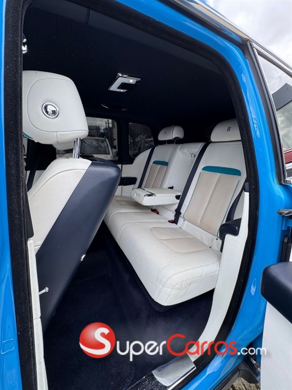2020 Rolls Royce Cullinan — foto 6 / 8