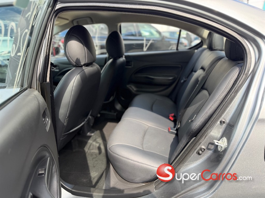2019 Mitsubishi Motors Mirage G4 — foto 7 / 10