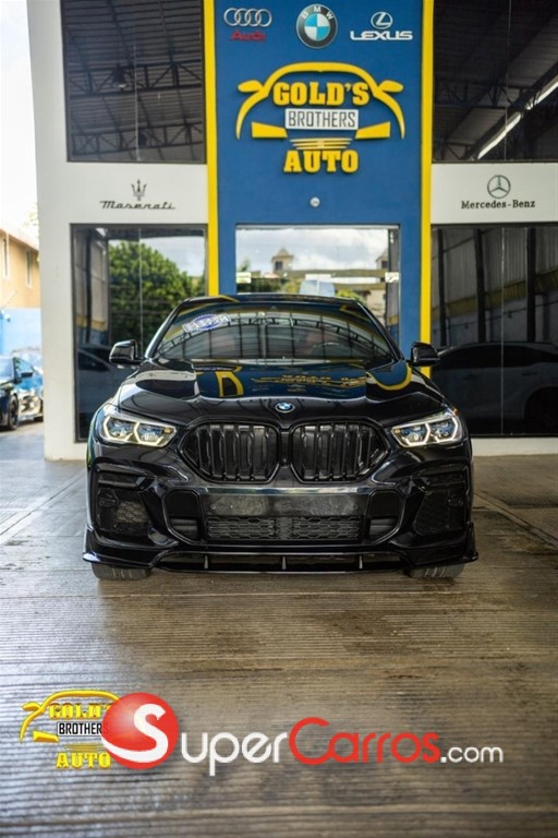 2022 BMW X 6 M50i — foto 2 / 12