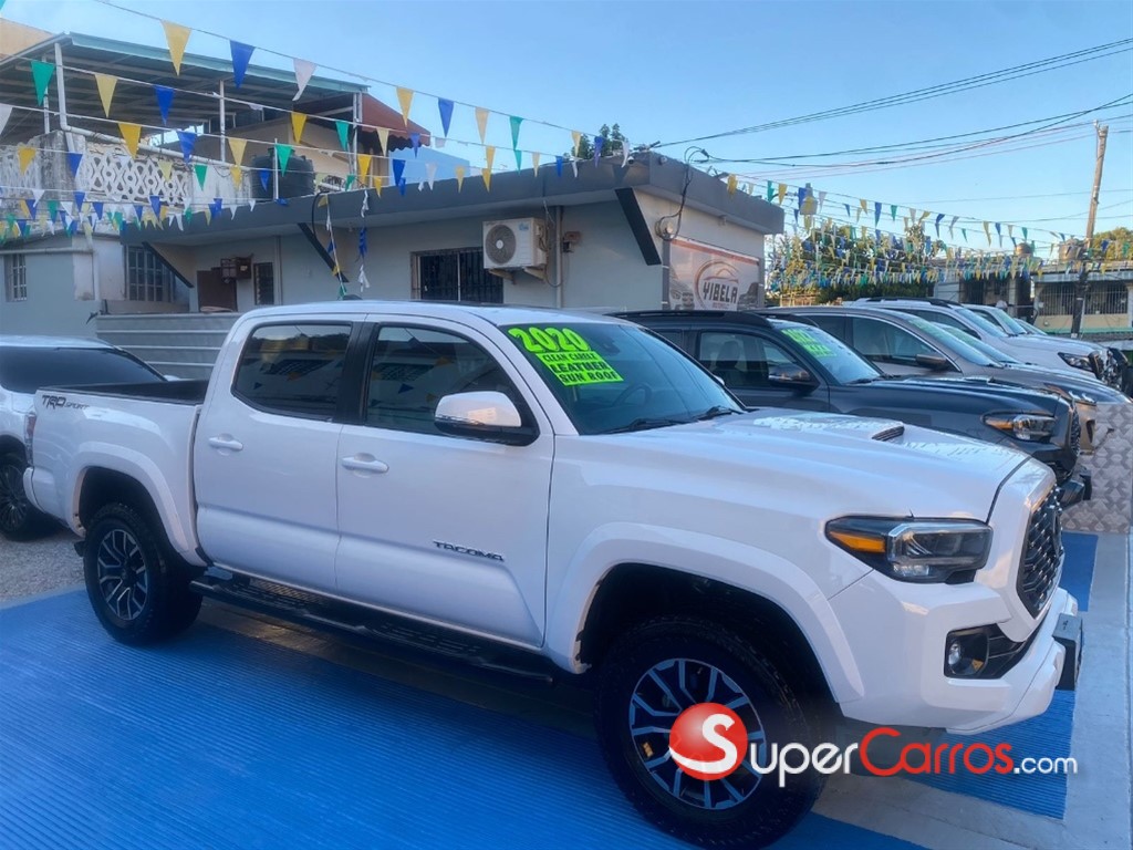 2020 Toyota Tacoma TRD SPORT — foto 2 / 10