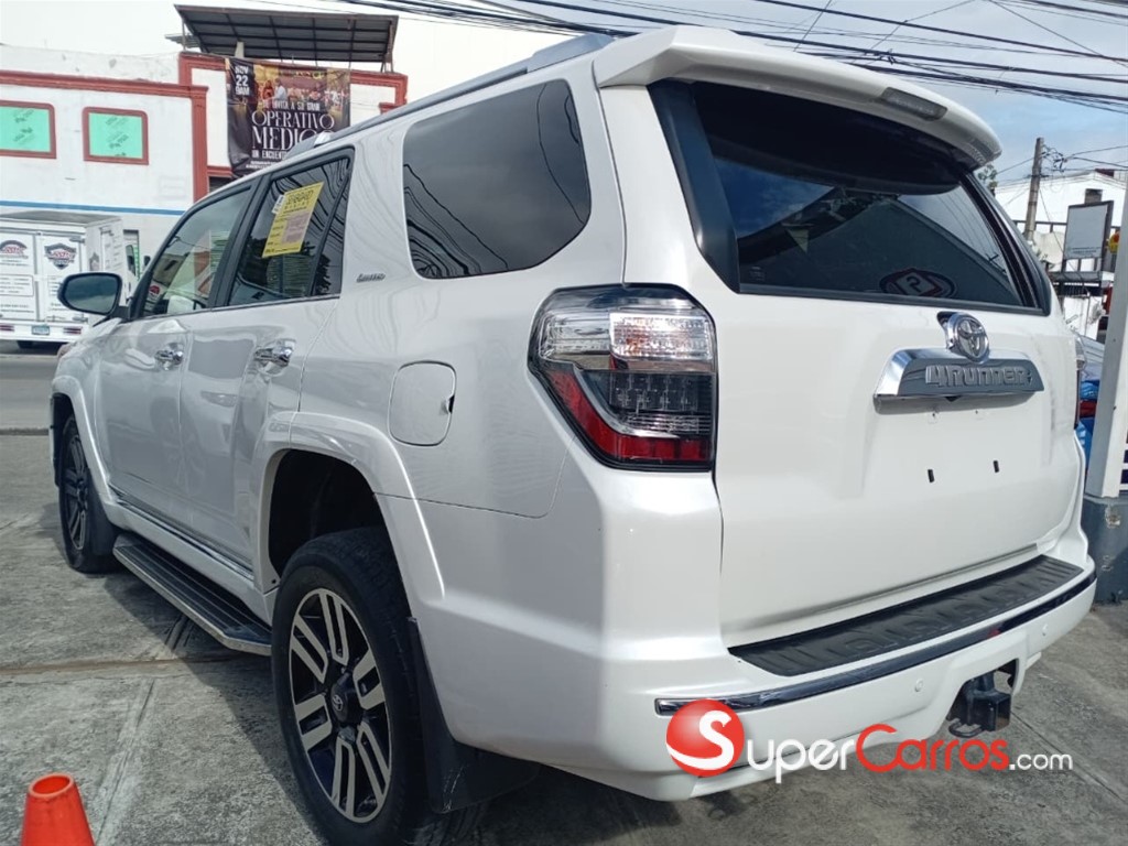2020 Toyota 4 Runner Limited — foto 2 / 11