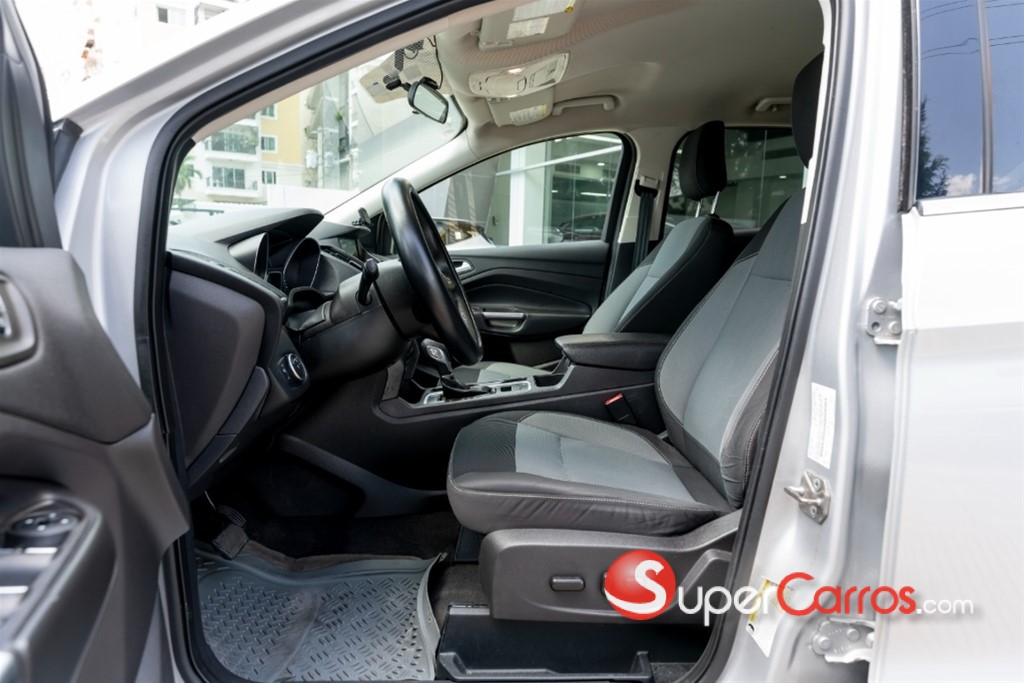 2019 Ford Escape — foto 4 / 9