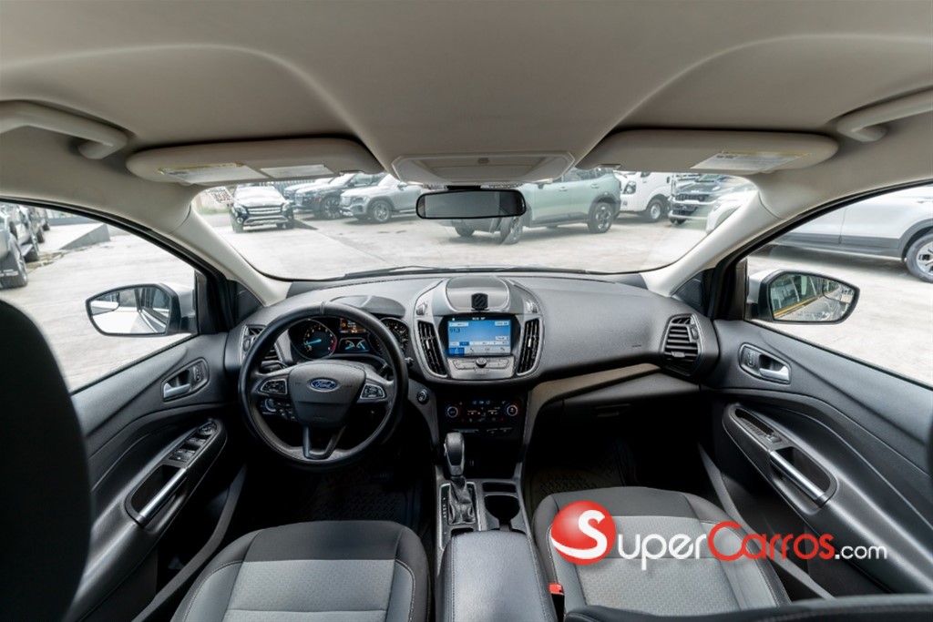 2019 Ford Escape — foto 5 / 9