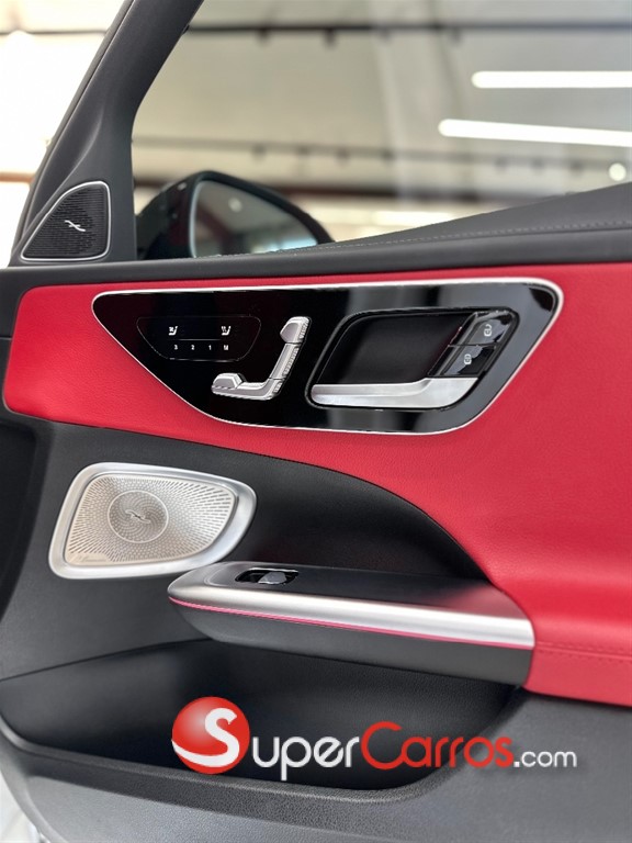 2023 Mercedes-Benz Clase C 300 AMG — foto 11 / 12