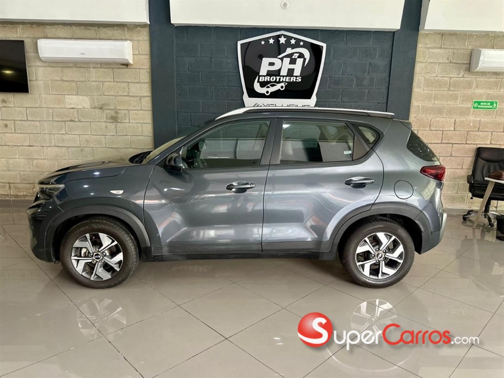 2022 Kia Sonet — foto 3 / 10