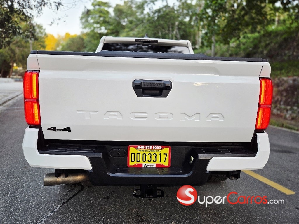 2024 Toyota Tacoma TRD OFF ROAD — foto 5 / 7