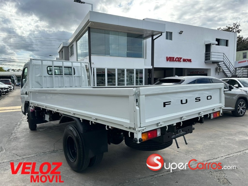 2027 Mitsubishi Motors Canter Cama 14 Pies — foto 5 / 6