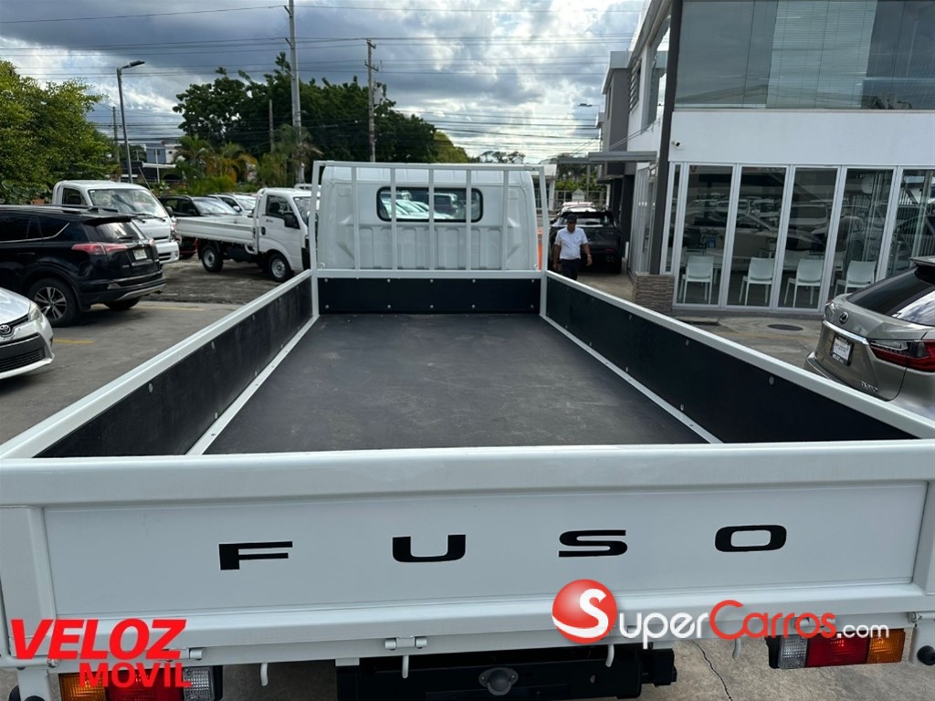 2027 Mitsubishi Motors Canter Cama 14 Pies — foto 6 / 6