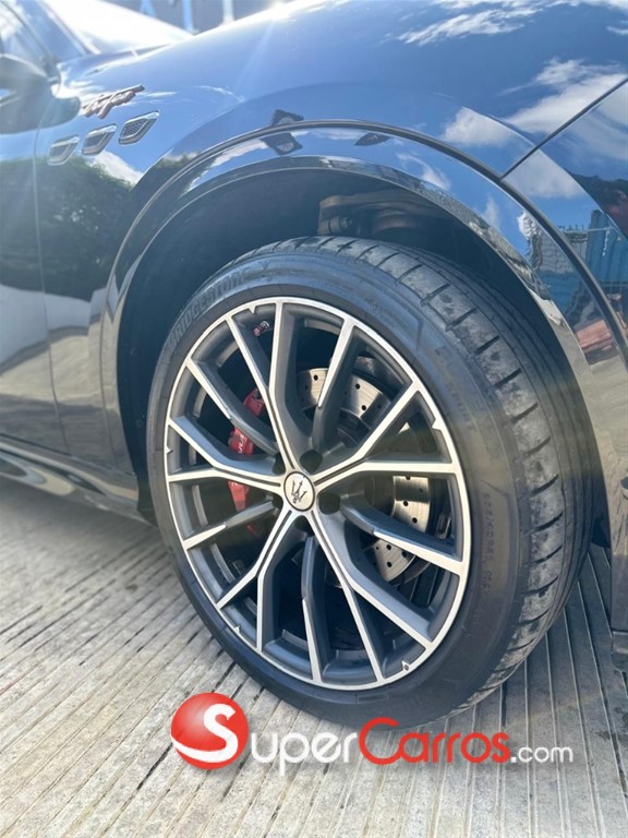 2023 Maserati Grecale Trofeo — foto 6 / 10